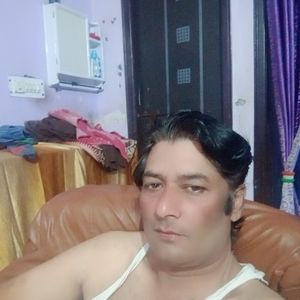 Meet your Posher, Lovkesh